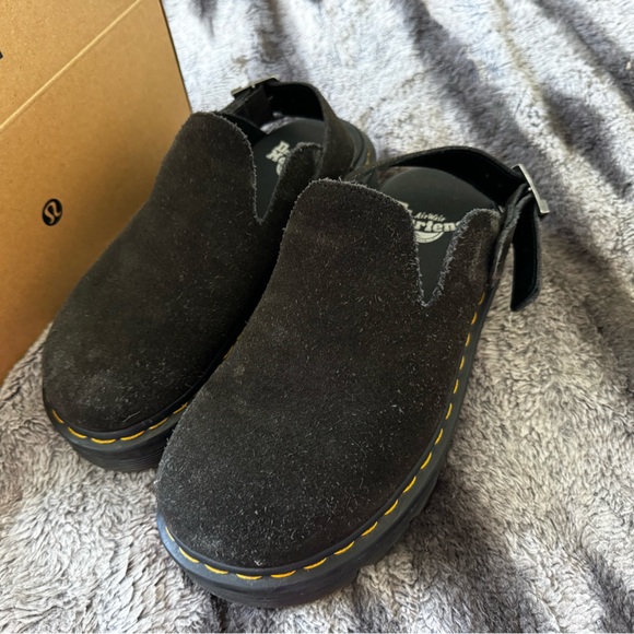 Black Suede Women's Shoes - Picture 2 of 6